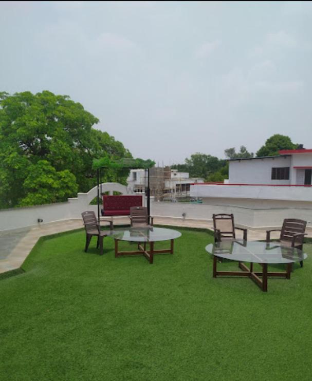 Mauji'S Villa Hotel & Guest House Allāhābād Junction Exterior foto